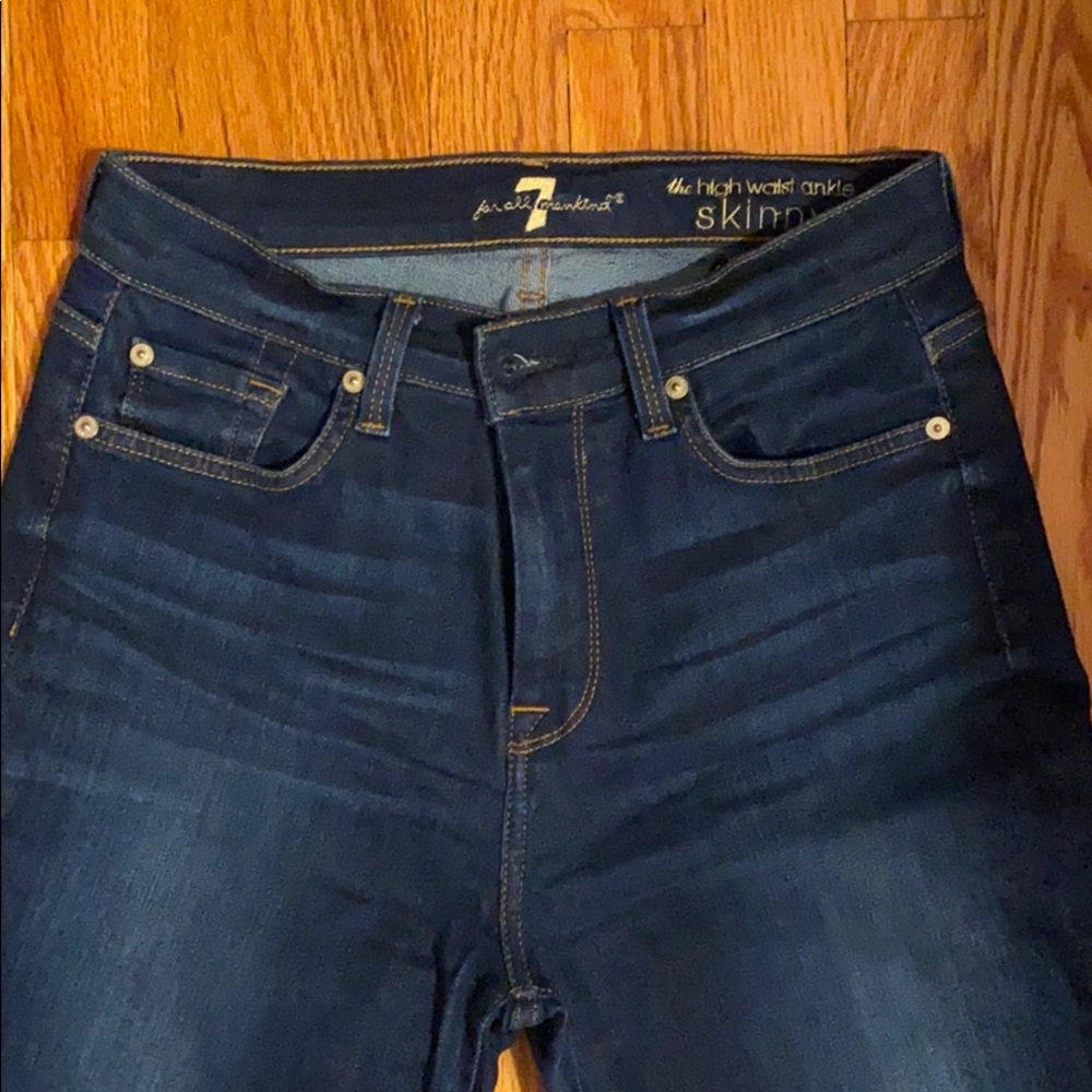 Jeans - Picture 3 of 4